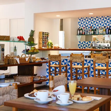 Blaumar By Fimedhotels (adults Only) קדאקז